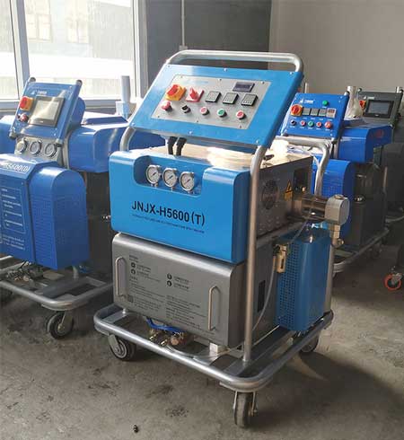 小型聚脲噴涂機 彩鋼頂棚防腐(圖1) H5600T小型聚脲噴涂機