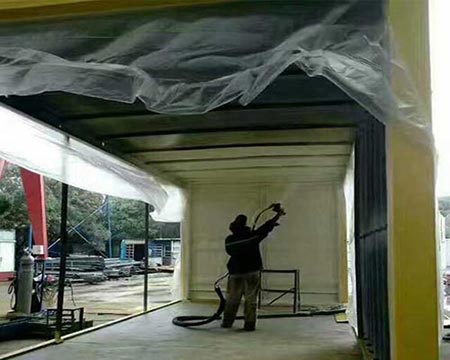 移動房屋做保溫聚氨酯發泡