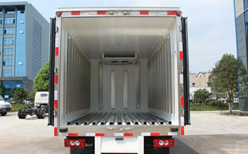 移動(dòng)冷藏保鮮庫(kù)保溫層如何安裝使用?(圖2) 移動(dòng)冷藏保鮮庫(kù)保溫層